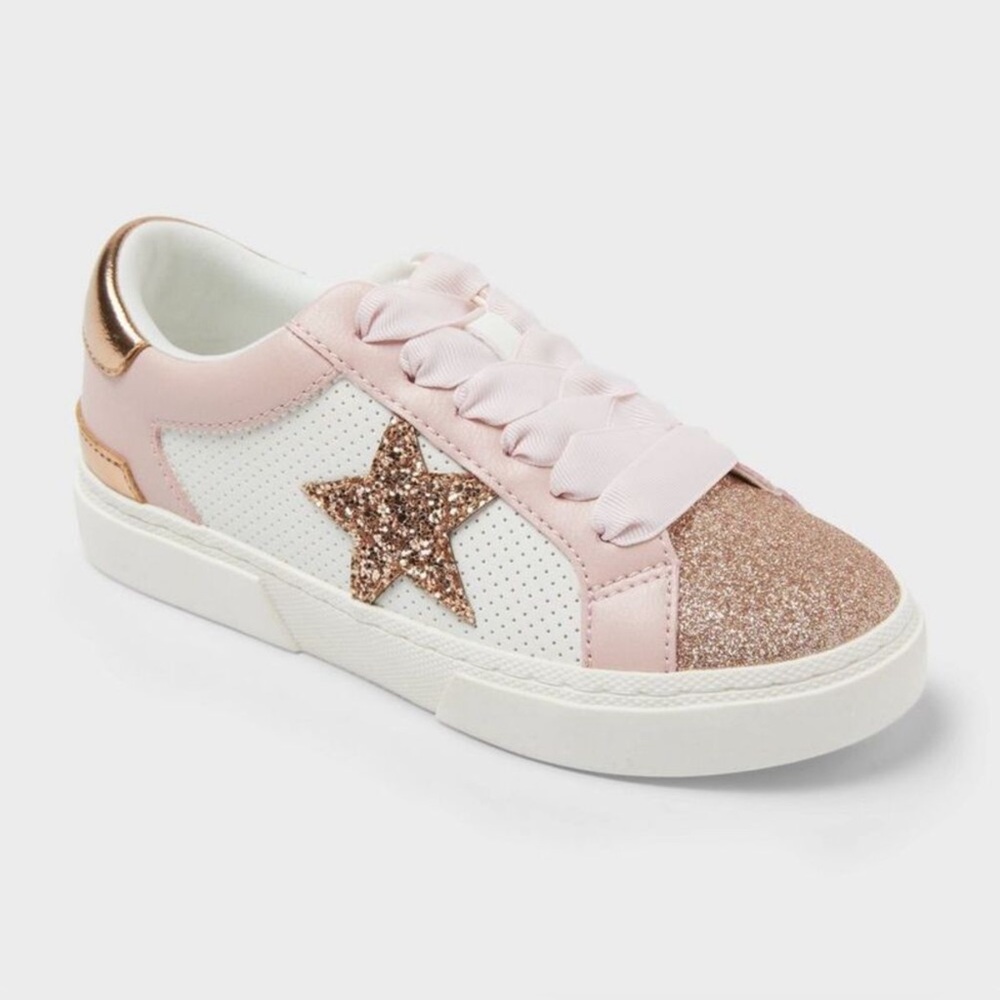 New Girls' Kaitlyn Court Sneakers -art class™ Pink Size 5

New With Tags and Box
